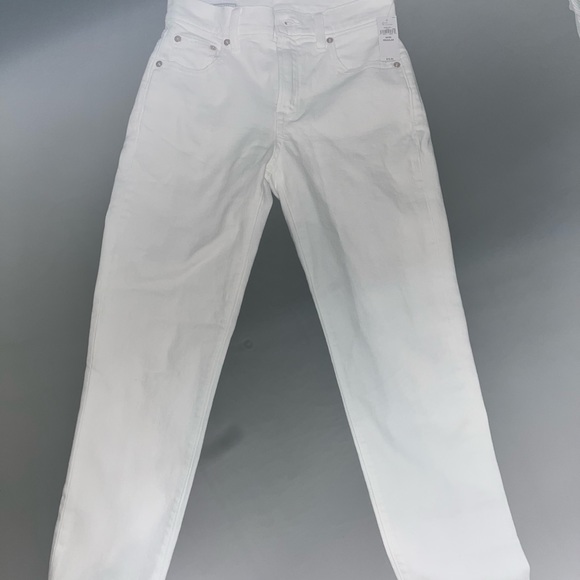 NWT GAP Girlfried Mid Rise - Picture 5 of 9